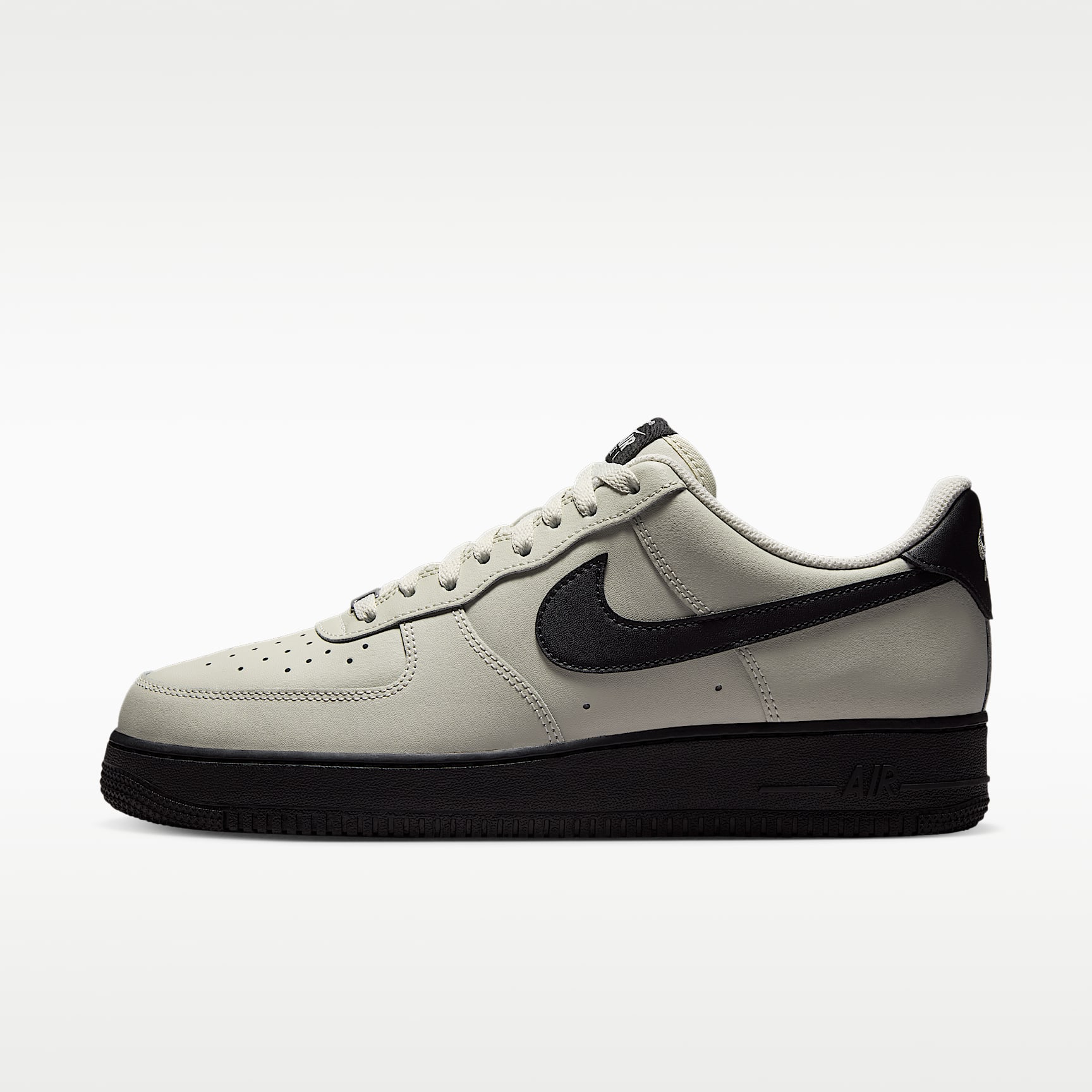 Nike Air Force 1 '07 Men's Shoes. Nike.com